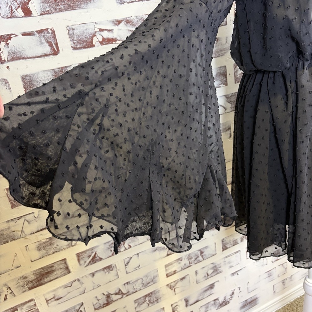 Boohoo Romper Size 6 Black Sheer Swiss Dot Flowy‎ Dark Fairy Boho Whimsical Glam - Picture 4 of 10
